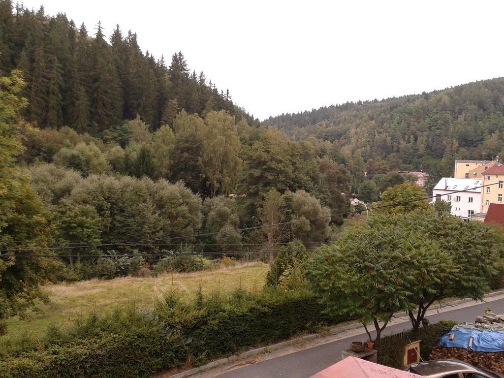 Penzion Havaj Karlovy Vary Ngoại thất bức ảnh