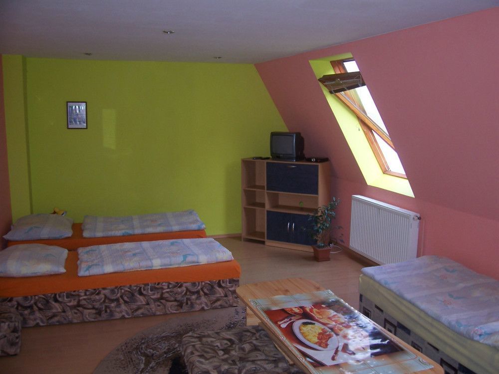 Penzion Havaj Karlovy Vary Ngoại thất bức ảnh